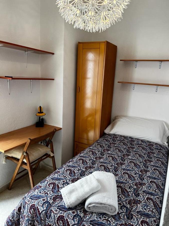 Apartamento Gr 2 Apartment Cordoba Luaran gambar